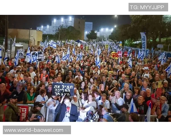 德国球迷组织警告加强球场安全措施可能引发更大规模抗议活动