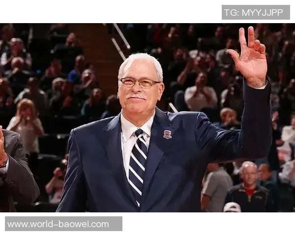 南村群童欺我老无力保罗慢动作突破遭波杰姆钉板大帽反击